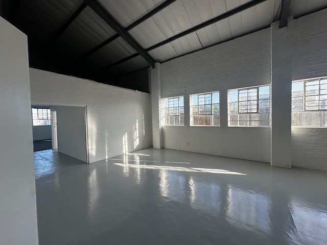 To Let Commercial Property for Rent in Maitland Western Cape